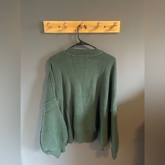 Grey Bandit Martha Sweater - Picture 2 of 5